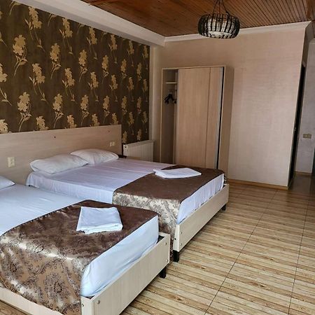 Hotel Elio Batumi Eksteriør billede