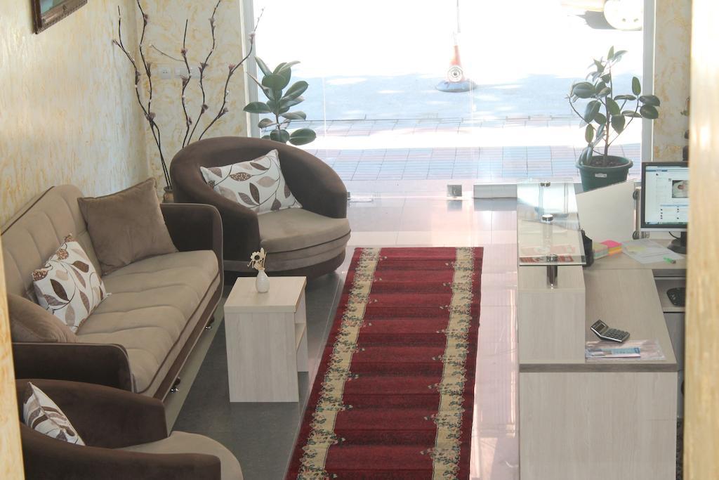 Hotel Elio Batumi Eksteriør billede